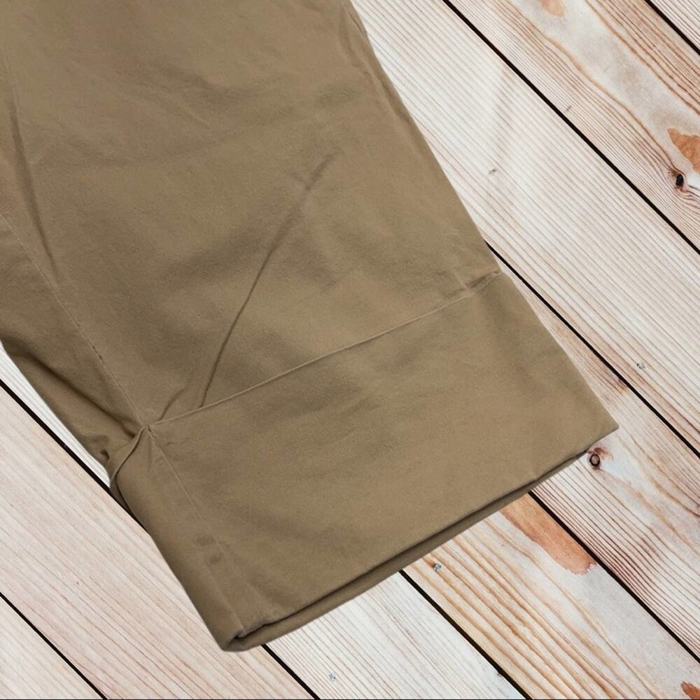 GAP Womens 4 Stretch Tan Bermuda Cotton Shorts - Picture 4 of 4